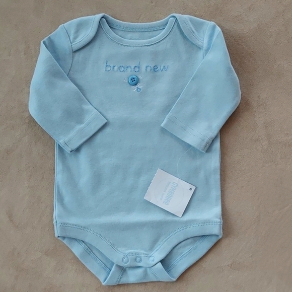 Gymboree long sleeve onesie bodysuit rattle brand new - pale blue - 0-3 mos - Picture 4 of 5
